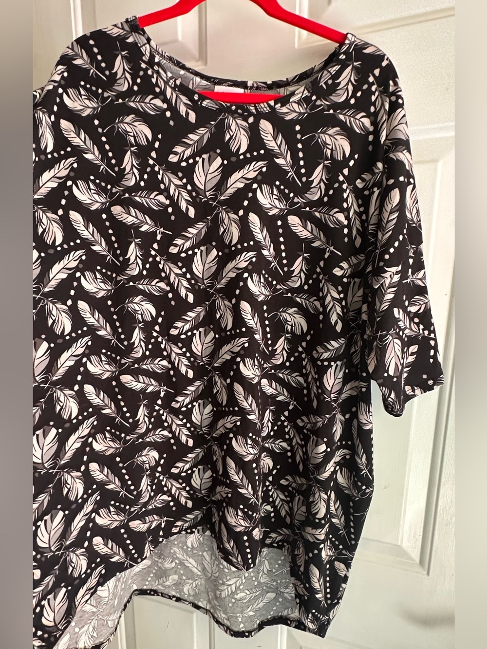 LuLaRoe Black and White Feather-Print Tunic